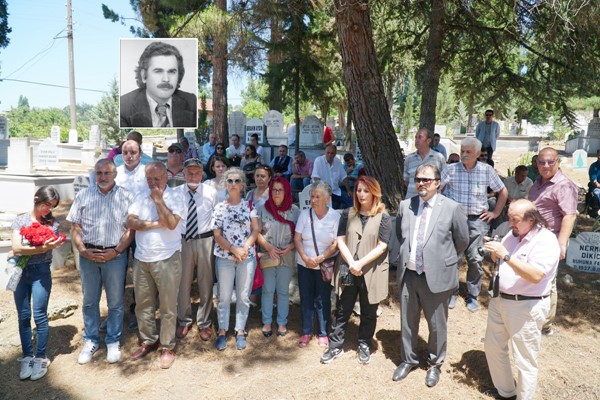 Av. Cengiz Göral, katledilişinin 40. yılında mezarı başında anıldı