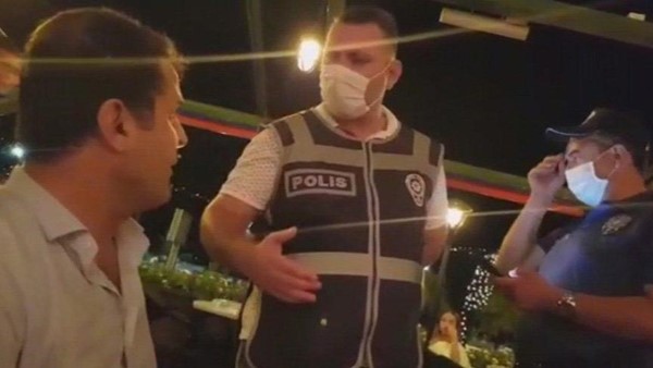 Baro başkanlarından Dönmez'e destek polise kınama
