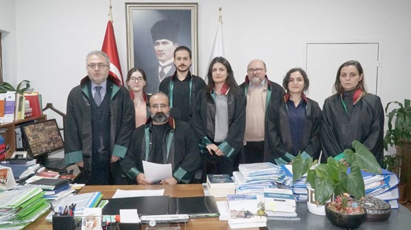 Bursa Barosu İnsan Hakları Komisyonu: Temel hak ve özgürlüklerin egemen olduğu bir gelecek mümkün!