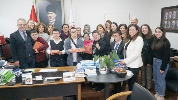 Down sendromlu çocukları konuk ettik