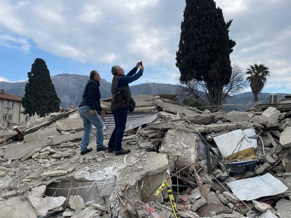 Öztosun: Hatay'ın TOKİ anlayışı ile inşası, kadim şehrin ruhunu da enkaz altında bırakır