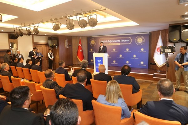 Baroların talepleri Adalet Bakanı'na sunuldu