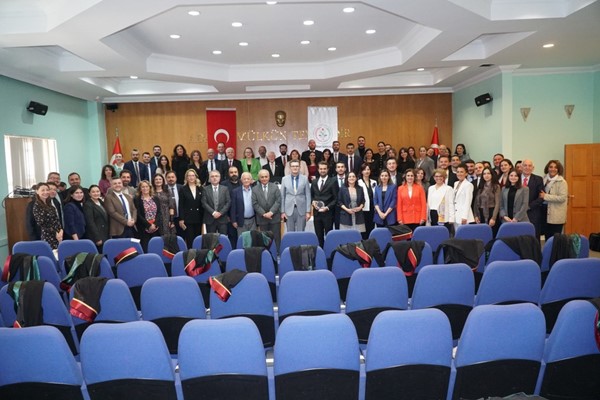 Bursa Barosu kurullarında görev devir teslimleri törenle yapıldı