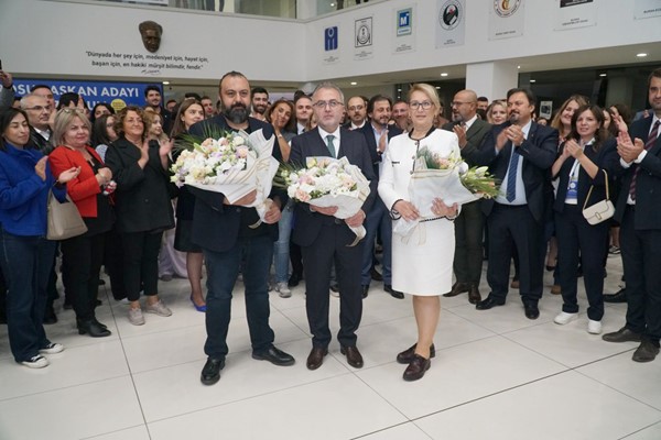 Bursa Barosu Başkanı Öztosun güven tazeledi