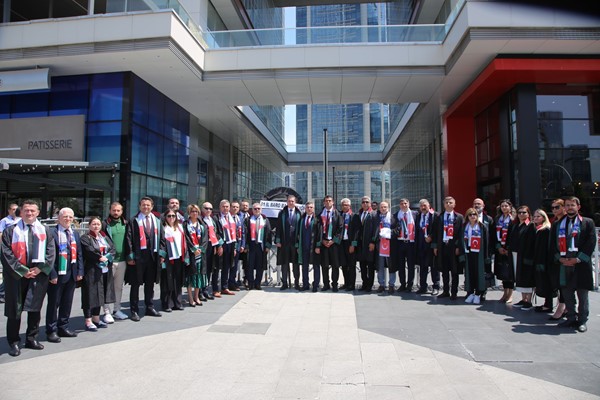 Baro başkanlarından İsrail'e büyükelçilik önünde protesto