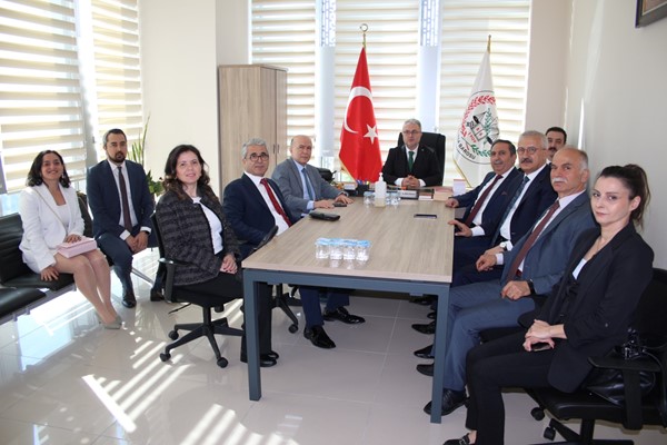 Bursa Barosu'na yargı protokolünden 5 Nisan kutlama ziyareti