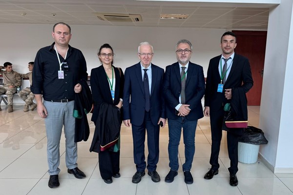 İstanbul Barosu'nun yanındayız