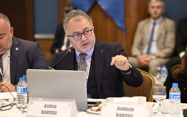 Öztosun, baro başkanları toplantısında konuştu