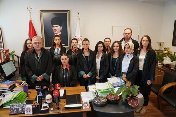 -Bursa Barosu Kadın Hakları Merkezi: -Tarifsiz bir acı ve öfkeyle doluyuz!