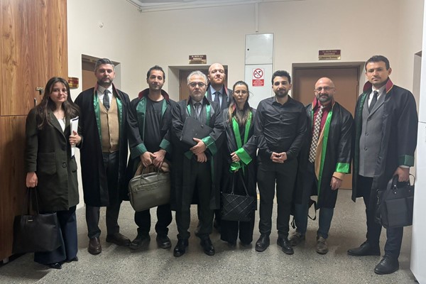 Meslektaşımızın yanındayız