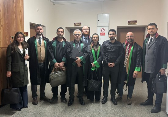 Meslektaşımızın yanındayız