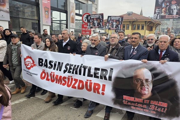 Uğur Mumcu'yu andık