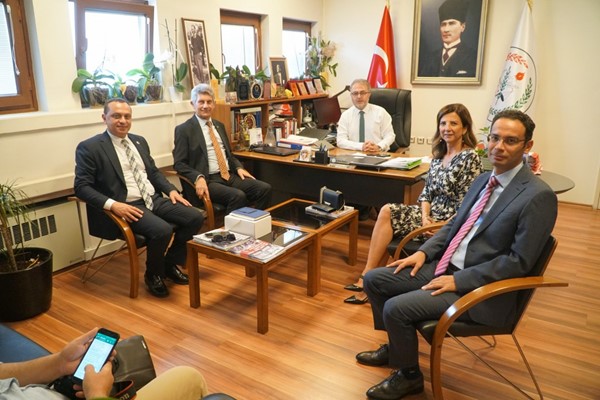 BUSİAD'dan Bursa Barosu'na ziyaret