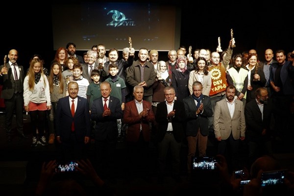 Çağdaş Gazeteciler Derneği (ÇGD) Ödül Töreni