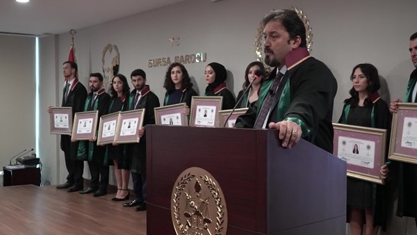 Bursa Barosu Başkanı Gürkan Altun, icra dairelerinin taşınma sorunuyla ilgili açıklama yaptı
