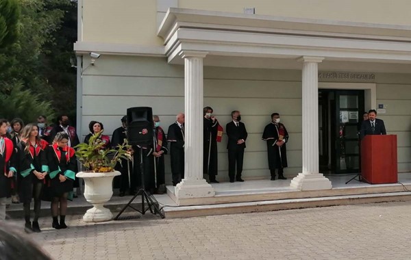 Bursa Barosu Başkanı Altun'dan UÜ Hukuk mezunlarına öğüt