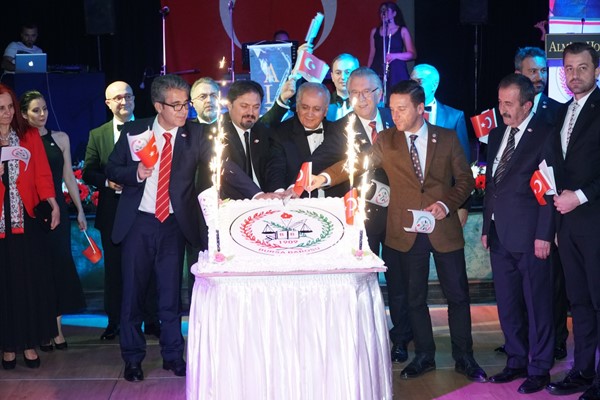 Bursa Barosu, Cumhuriyetin 96. yıldönümünü baloyla kutladı