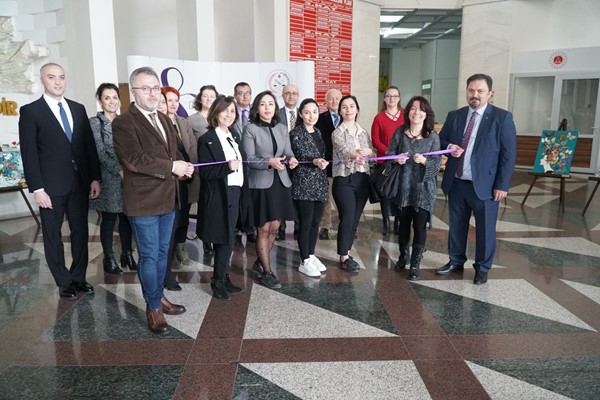 Bursa Barosu Resim Kursu Karma Resim Sergisi açıldı