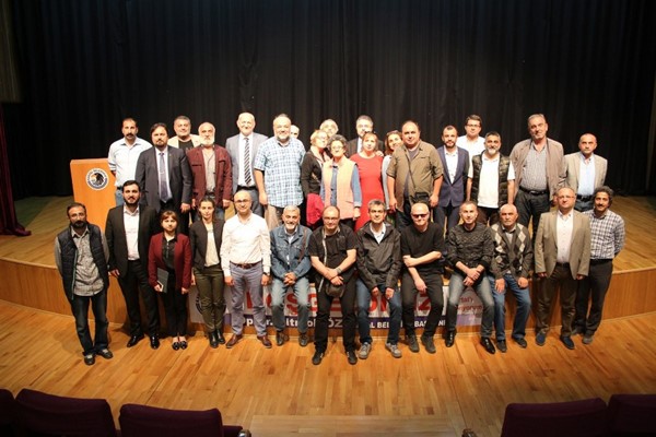 Yaşananlar Boşuna Değil - Perşembe Söyleşisi