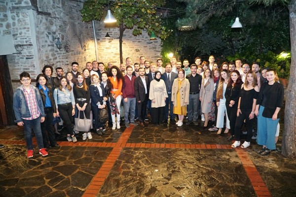 Sosyal Etkinlikler Komisyonu ve Stajyer Temsilcileri iftar yemeği düzenledi