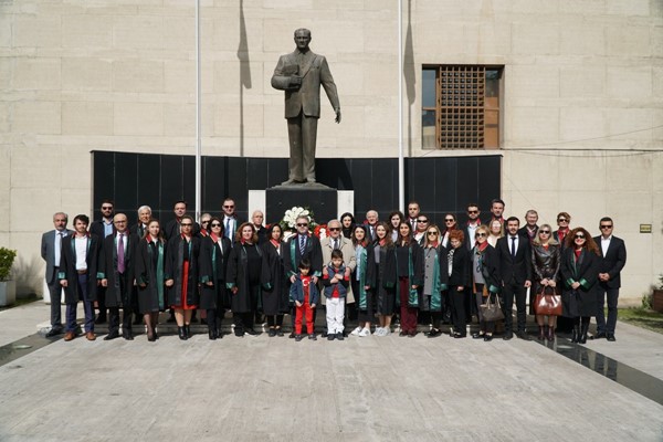 Bursa Barosu, Ulusal Egemenlik ve Çocuk Bayramı'nı kutladı