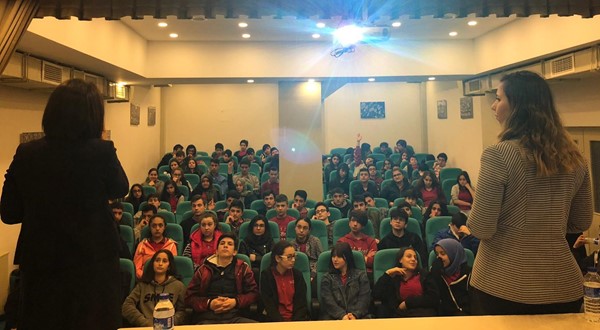 Gülçin ve Güneş'ten meslek tanıtımı