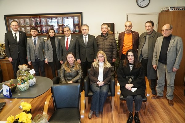 CHP Bursa İl Yönetimi'nden Baro'ya ziyaret